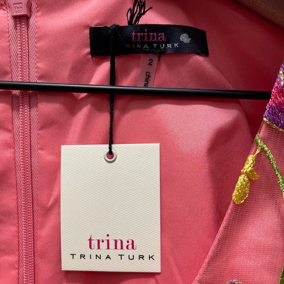 Trina Trina Turk Romance Floral Embroidered Sheath Dress in Coral Multi Size 2 - Picture 5 of 7